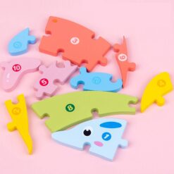 Puzzle 3D din lemn cu 10 piese colorate - Delfin