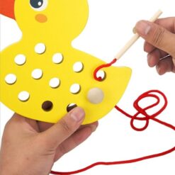 Joc Montessori de snuruit din lemn - Ratusca