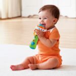 Jucarie pentru bebelusi - Microfon cu lumini si melodii, 18 luni+