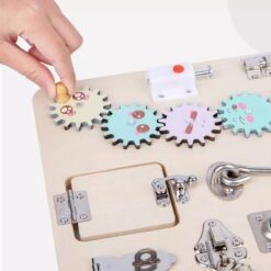 Placa senzoriala cu activitati Montessori - Busy Board