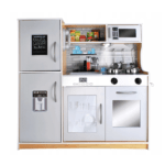 Bucatarie din lemn complet utilata, cu sunete si lumini, 80x80 cm