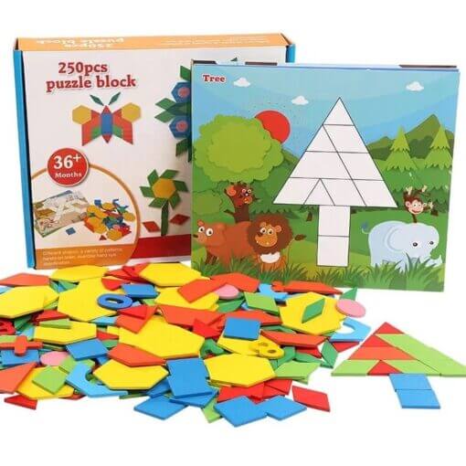 Joc educativ Tangram din lemn cu 250 piese