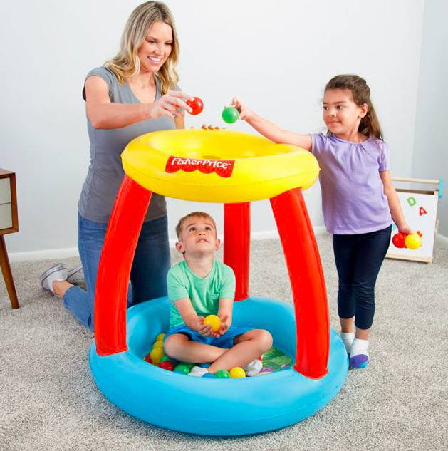 Loc de joaca gonflabil cu 15 Mingi 89x84 cm