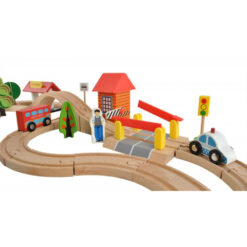 Orasel cu circuit auto, feroviar si heliport, jucarie educativa din lemn