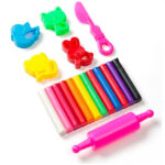 Set Plastilina 12 Culori cu 6 accesorii