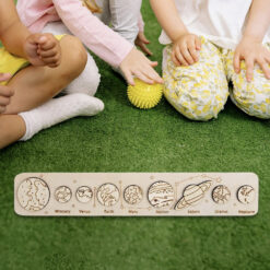 Joc Montessori de tip puzzle incastru - Sistemul Solar, Natur