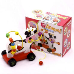 Joc Montessori 2 in 1 - Labirint cu margele si jucarie de tras, Vacuta