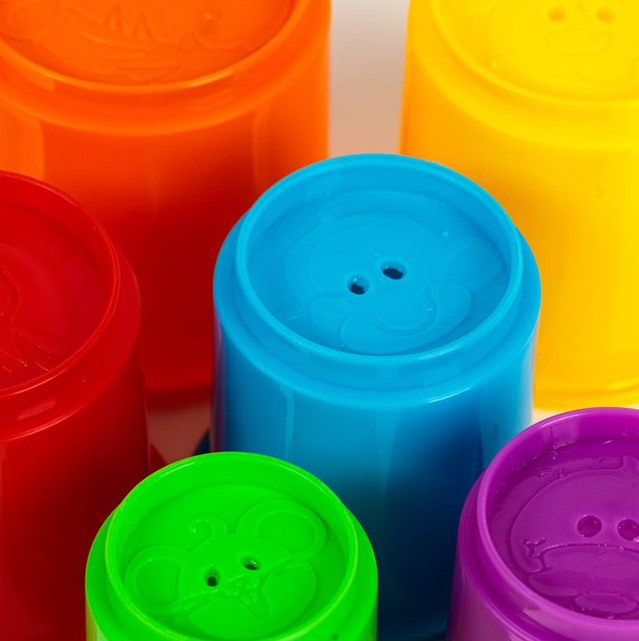 Jucarie turn de stivuire pentru bebelusi cu 6 pahare