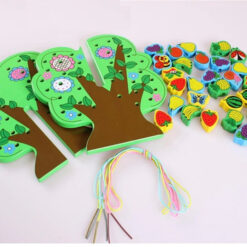 Joc Montessori, Pomul cu fructe, snuruit si insirat, 3 ani