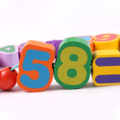 Joc de tip Montessori, set 86 margele din lemn, 3 ani