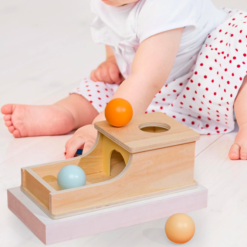 Cutia permanentei Montessori, cu bile si ciocan