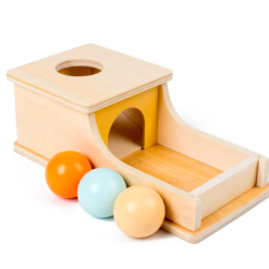 Cutia permanentei Montessori, cu bile si ciocan