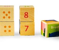 Set 3 puzzle cubic din lemn - Dinozauri, 9 cuburi