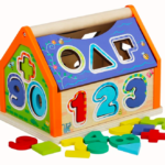 Joc sortator de forme geometrice, Casuta, 3 ani