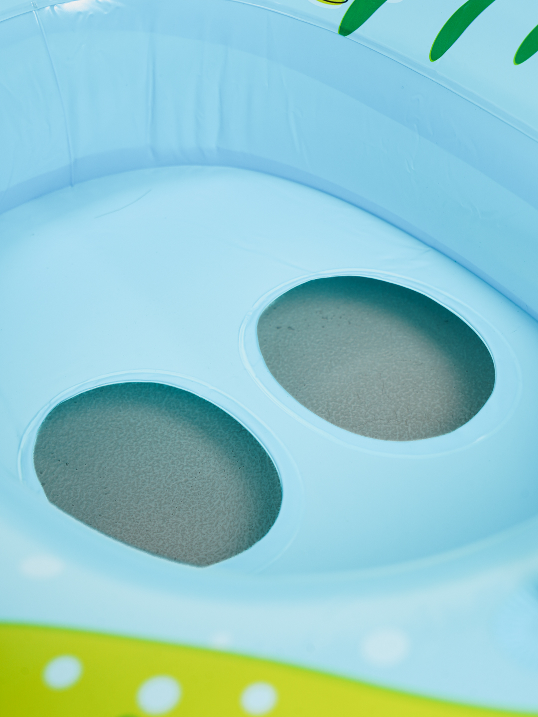 Colac multifunctional cu parasolar si chilotel, tip barcuta,