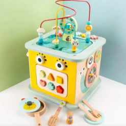 Cub Educativ bebe, din lemn cu 8 in 1 activitati, 3 ani
