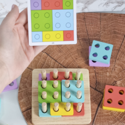 Joc de sortare, potrivire si stivuire forme geometrice, 3 ani