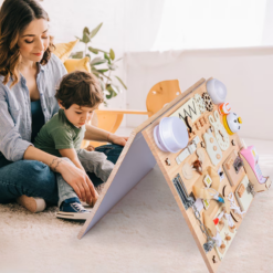 Placa senzoriala cu activitati Montessori - Busy Board