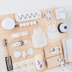 Placa senzoriala cu activitati Montessori - Busy Board