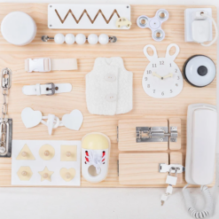 Placa senzoriala cu activitati Montessori - Busy Board