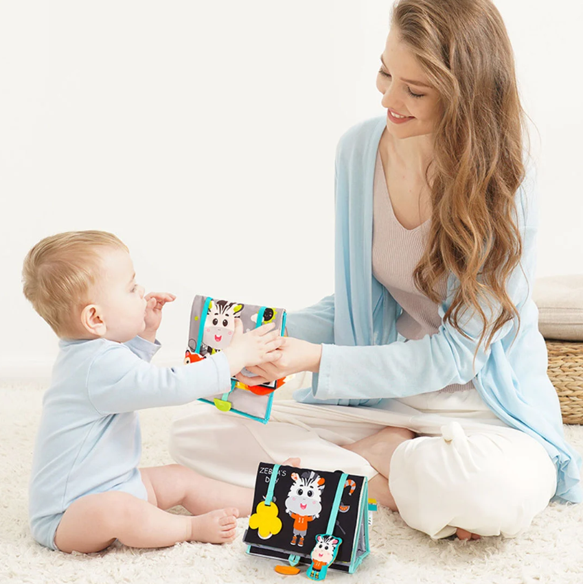 Carte senzoriala pentru bebelusi, 0 luni