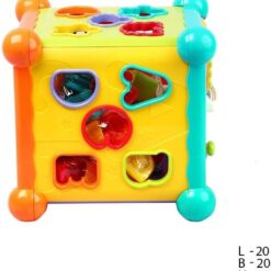 Cub activitati interactiv cu telecomanda pentru bebe O jucarie educativa si multifunctionala cu activitati multiple pentru bebelusi. Forme geometrice; Litere mari; Mecanism cu roti zimtate; Telefon; Usita pentru a recuper formele si piesele ce se sorteaza; O multime de activitati pe laturile frumos colorate ale acestui cub interactiv. Realizat din plastic ABS de calitate, acest cub interactiv si multifunctional va deveni imediat jucaria favorita. Fiecare fateta a cubului reprezinta cate o activitate. Copii mici, bebelusii adora sa sorteze forme. Acestea cad in interiorul cubului si apoi vor fi descoperite deschizand usita de pe latura respectiva. Lumini, sunete, radiocontrol – o jucarie completa ce poate fi facuta cadou la botez! Cub activitati interactiv are diverse functii interactive, ce il ajuta pe bebe sa isi dezvolte simtul auditiv, motricitatea fina, recunoasterea formelor geometrice. Mai tarziu este util in invatarea literelor, culorilor. Cubul interactiv este realizat cu mare atentie la detalii, avand marginilie rotunjite. O multime de culori atractive si mici detalii ce vor face ca bebelusul sa nu se plictiseasca imediat. Dotat cu maner pentru transport facil. Cubul are si o telecomanda cu care poate fi controlat de la distanta. Dimensiune: 20 x 20 x 20 cm Pentru a descoperi si alte modele click aici: Cuburi activitati interactive