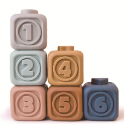 Set cuburi moi pentru bebelusi si turn de sortare, 6 luni+