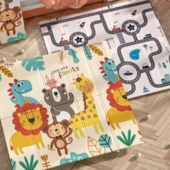 Covor pliabil de joaca, termoizolant cu doua fete 200 x 180 cm , Leu