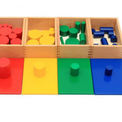 Joc de tip Montessori din lemn, Seturi de cilindri în serii de variație