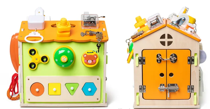 Casuta senzoriala cu 22 activitati Montessori, Busy Board, 3 ani 01