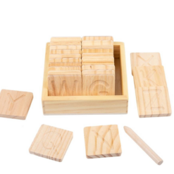 Joc de tip Montessori, Alfabet, Scriere si recunoastere litere