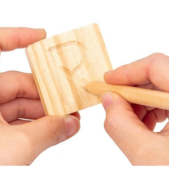 Joc de tip Montessori, Alfabet, Scriere si recunoastere litere