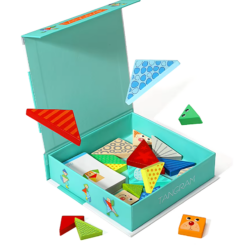 Ce include: 21 piese, forme geometrice de diferite culori si dimensiuni; 36 de sabloane, ilustrate fata-verso, in total 72 provocari; 1 cutie depozitare; Caracteristici: Material: lemn; Dimensiuni ambalaj: 17 x 17 x 4 cm; Varsta recomandata: 3 ani+