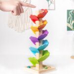 Joc Montessori din lemn tip circuit, Copacul Curcubeu, 30 CM, 3 ani