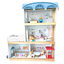 Casa de papusi din lemn, 41 cm, utilata si mobilata, 3 ANI 15