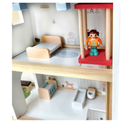 Casa de papusi din lemn, 41 cm, utilata si mobilata, 3 ANI 15