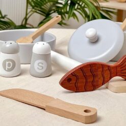 Set de gatit din lemn cu 8 accesorii pentru copii, 3 ANI 02