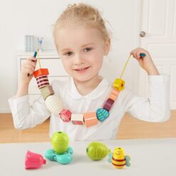 Joc de tip Montessori, set 18 margele de siretuit, 2 ani + 01