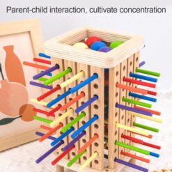 Joc montessori de societate, Joc de echilibru cu bețe și bile, 3 ani 04