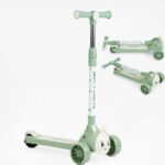 Trotinetă 3 roți, cu ghidon reglabil si muzica, roți luminoase, 3 ani+, Iepuras Verde
