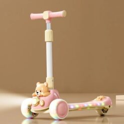 Trotineta far si lumini, sunete, pliabila, 3 ani+, Ursulet Roz 01