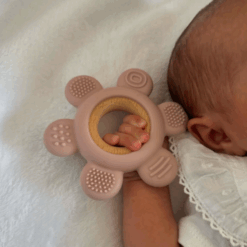 Jucarie de dentitie din silicon si lemn, Roz, 6 luni+ 01