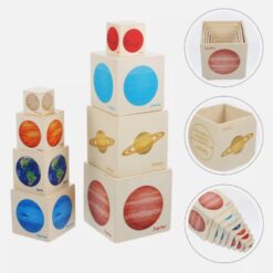 Turn de stivuire din lemn cu 8 cuburi, Planete, 3 ani+