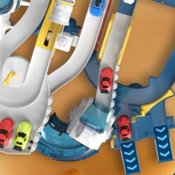 Bază spațială cu rachete, rampe și piste pentru mașinuțe cu turn de control, lumini si sunete 01