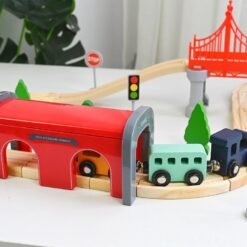 Circuit cu trenulet magnetic, 52 piese, 3 ani 01