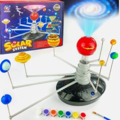 Joc educativ, proiector, Sistemul Solar cu proiectie, sunete si pictura DIY, 6 ani+