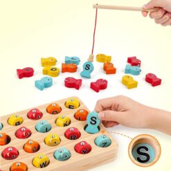 Joc de tip Montessori, Dexteritate si joc magnetic de pescuit, 3 ani, Alfabet 01