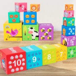 Turn piramida, set 10 cuburi din carton de stivuit