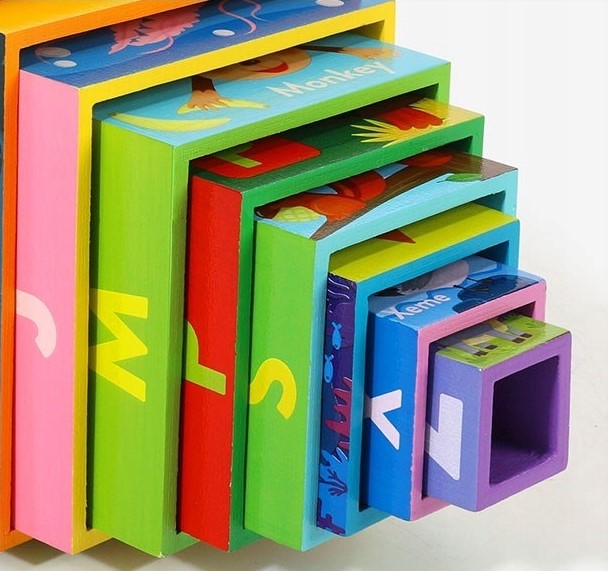 Turn piramida, set 10 cuburi din lemn, 3 ani 08