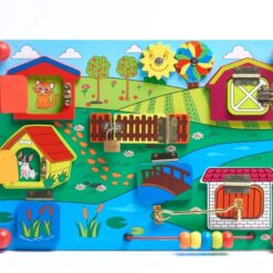 Placa cu activitati Montessori - Incuie Descuie, 3 ani, Ferma 04